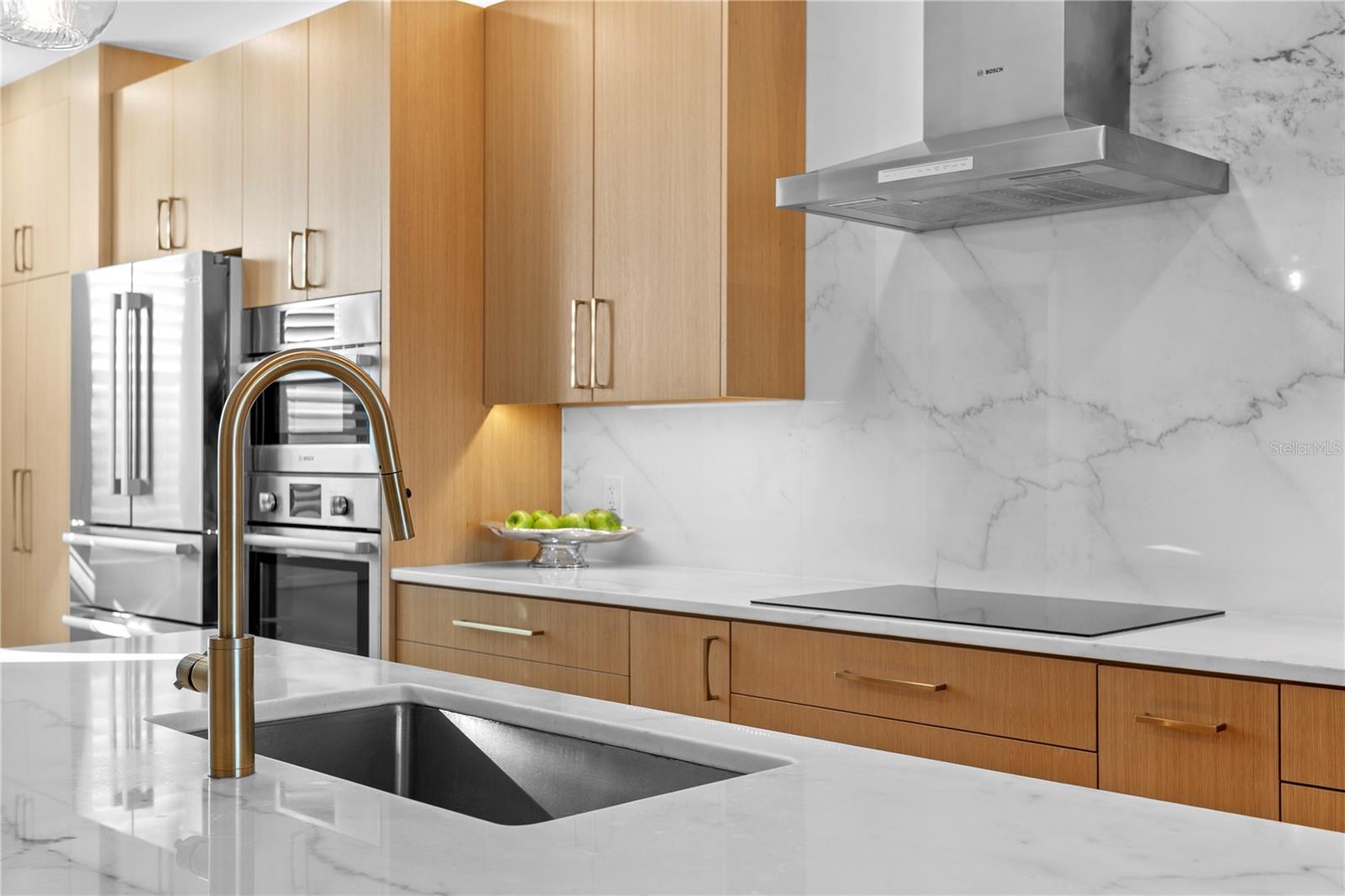 TIERRA SOUND TWNHMS - Residential