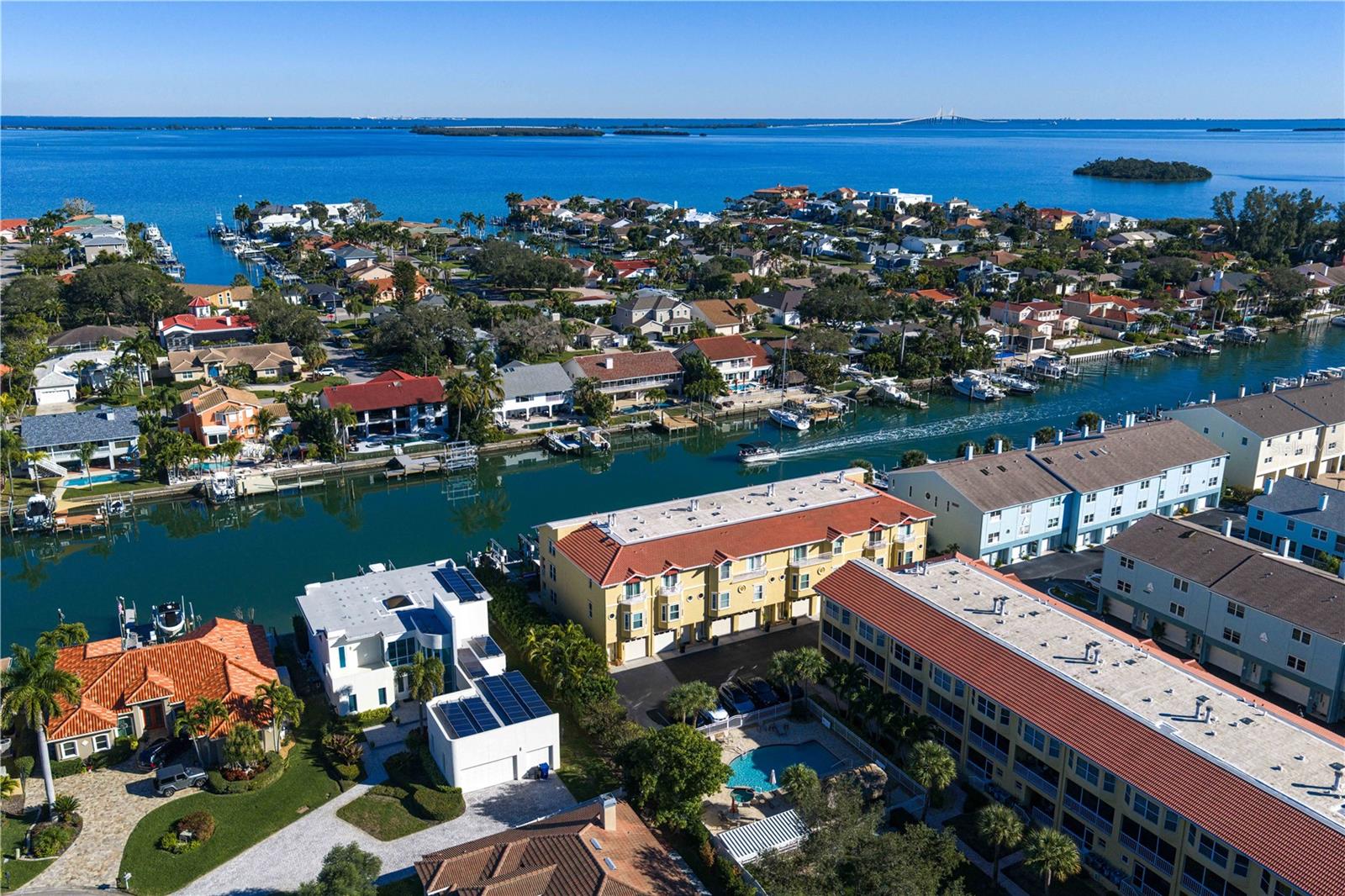 TIERRA SOUND TWNHMS - Residential