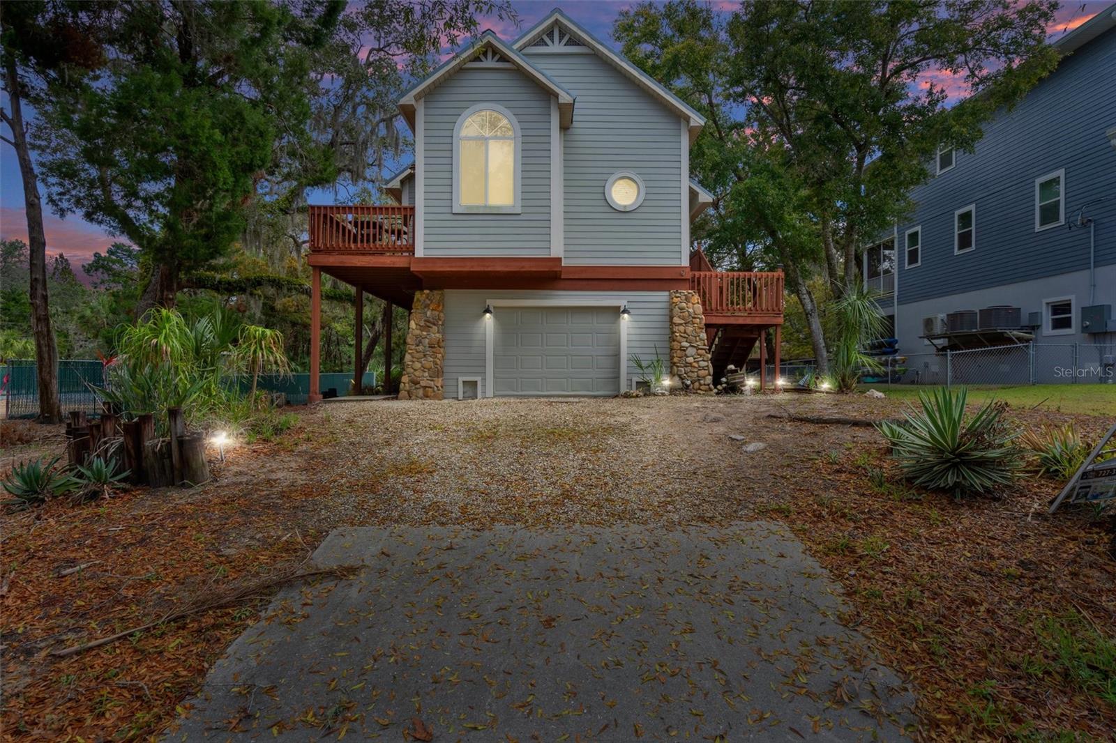 6779 S PINEBRANCH POINT