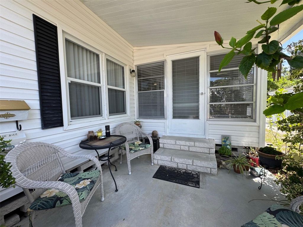 Photo of 605 Michigan Boulevard #122, Dunedin, FL 34698 (MLS # TB8501283)