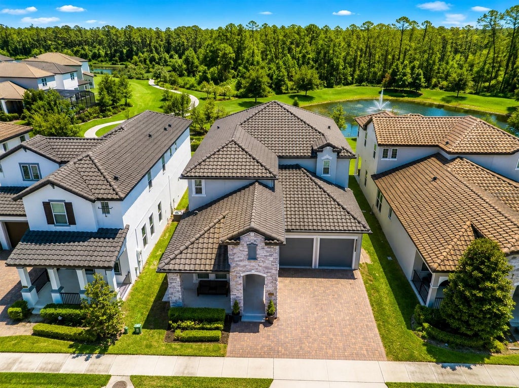 Photo of 12640 Salomon Cove Drive, Windermere, FL 34786 (MLS # O6388605)