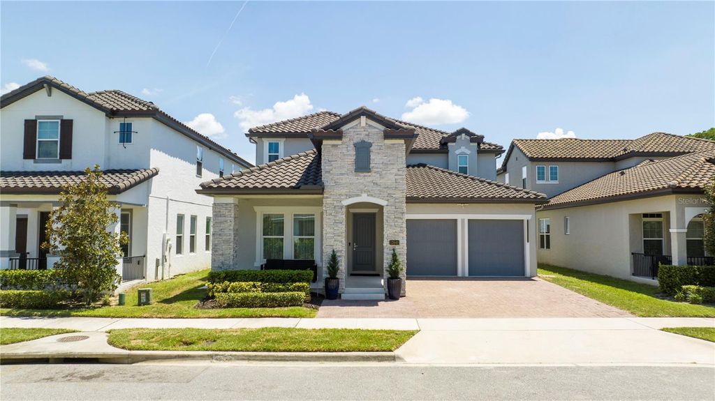 Photo of 12640 Salomon Cove Drive, Windermere, FL 34786 (MLS # O6388605)