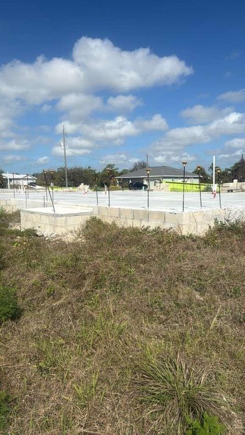 9 BAIL COURT PLACIDA FL 33946