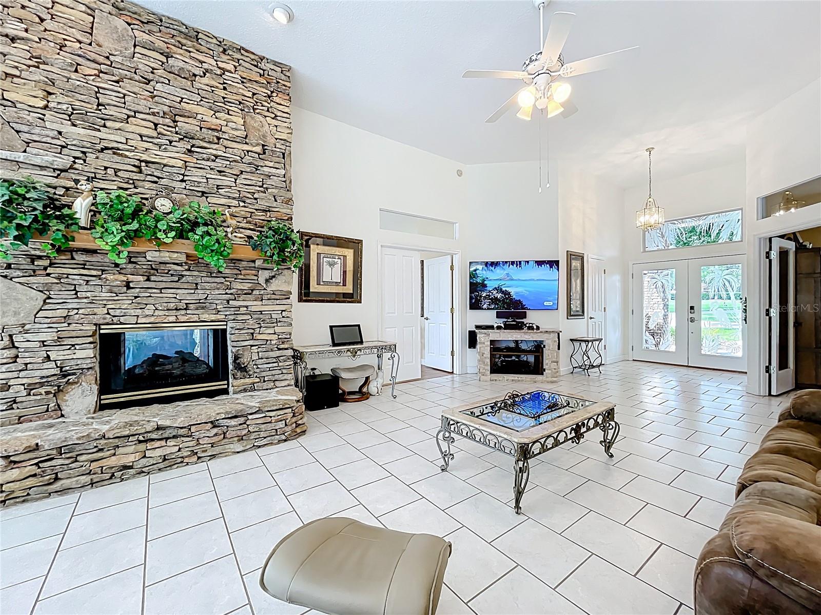 ACREAGE & UNREC - Residential