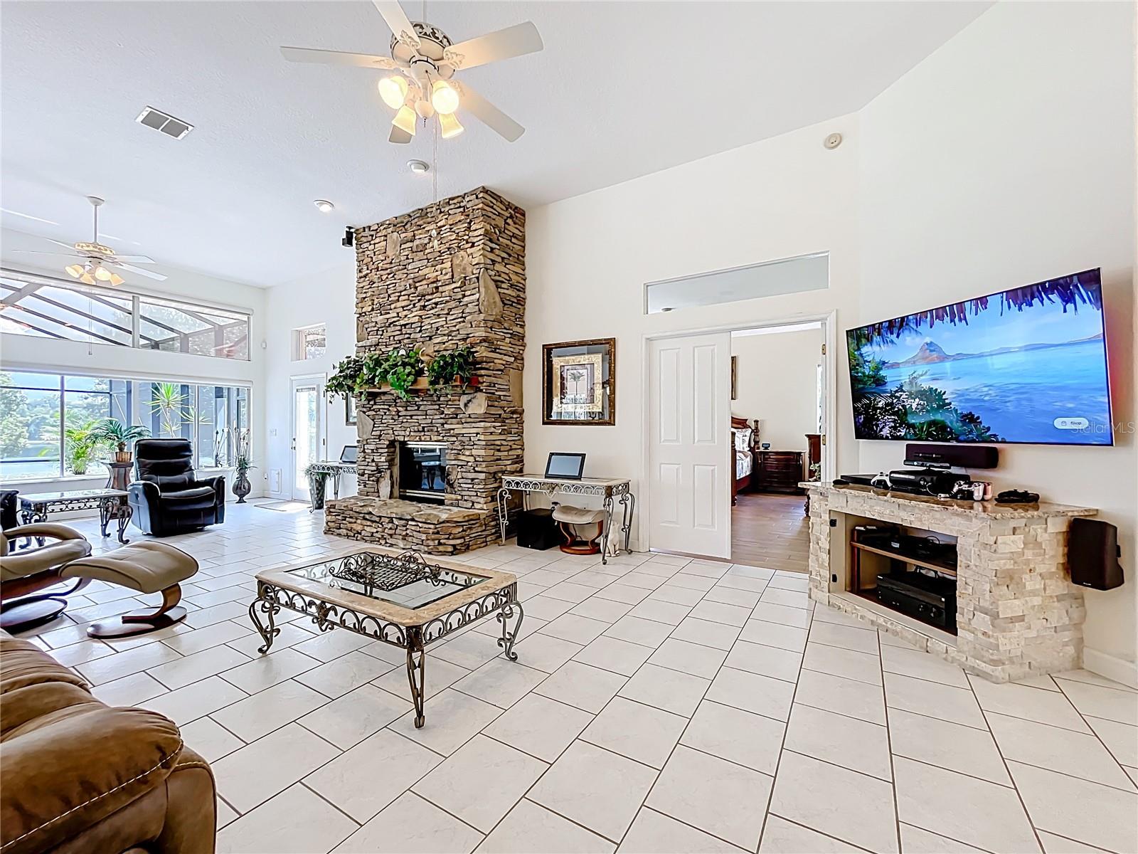 ACREAGE & UNREC - Residential