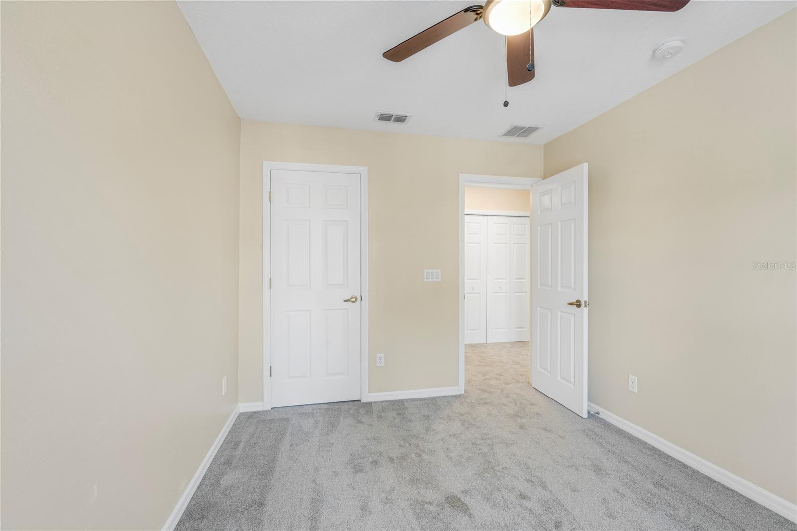 REUNION PH 1 PRCL 2 - Residential Lease