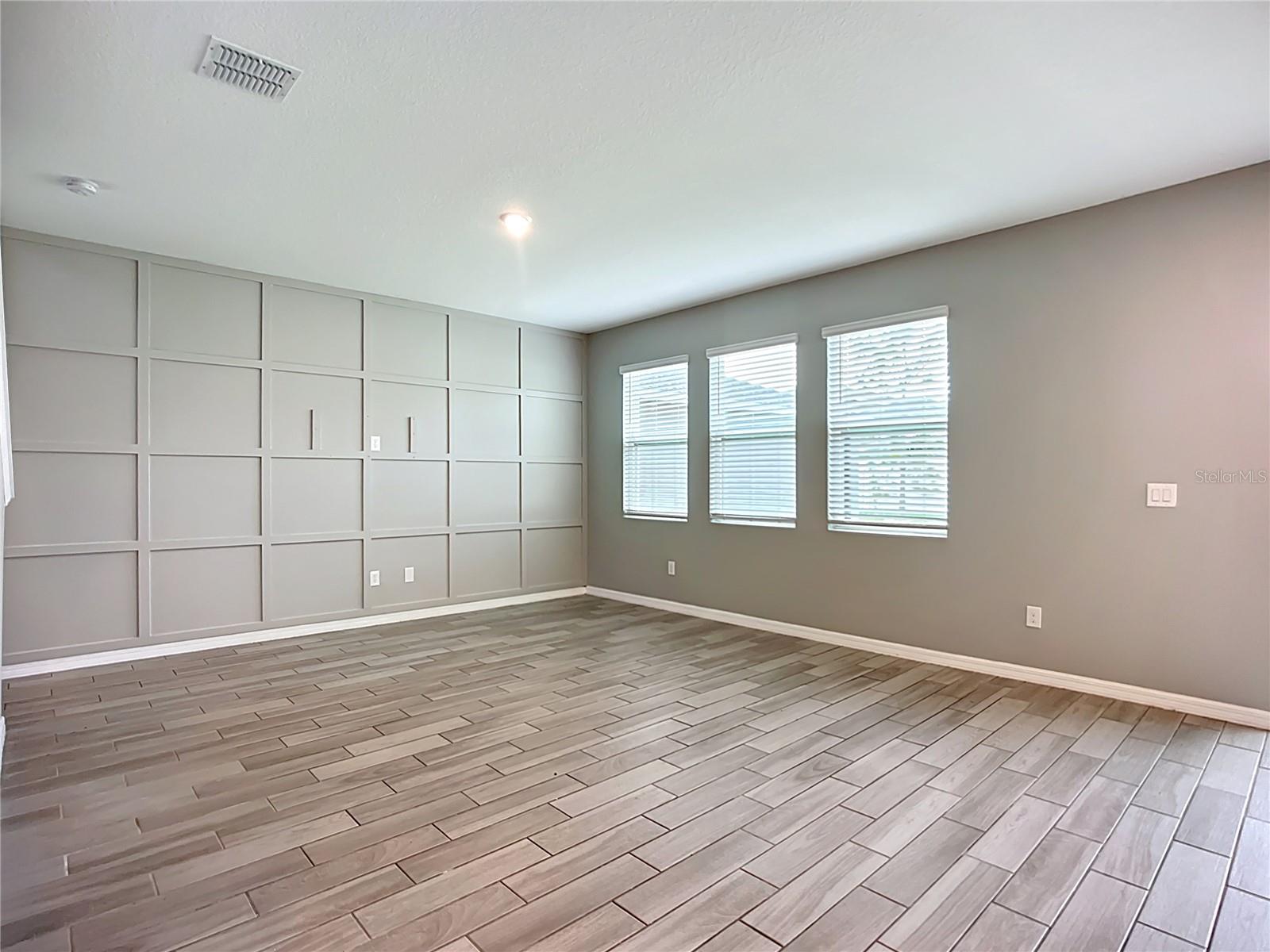 SOUTH FORK S & TR T - Residential