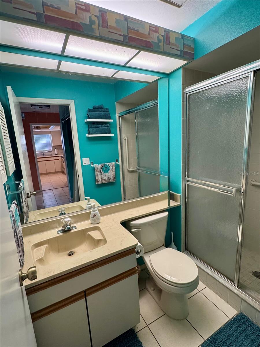 VILLAGE OAKS SEC B - Residential