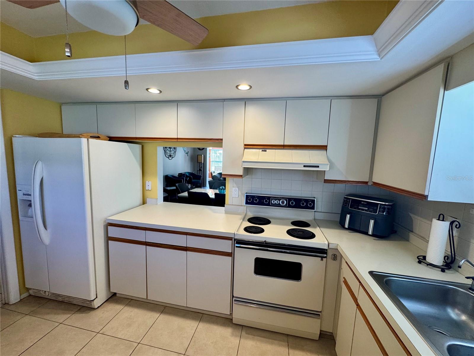 374 OAK HILL DRIVE 37