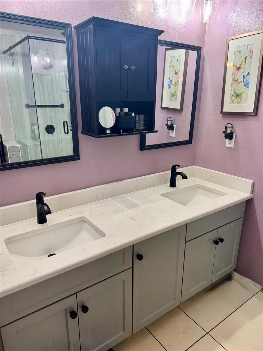 VILLAGE OAKS SEC B - Residential