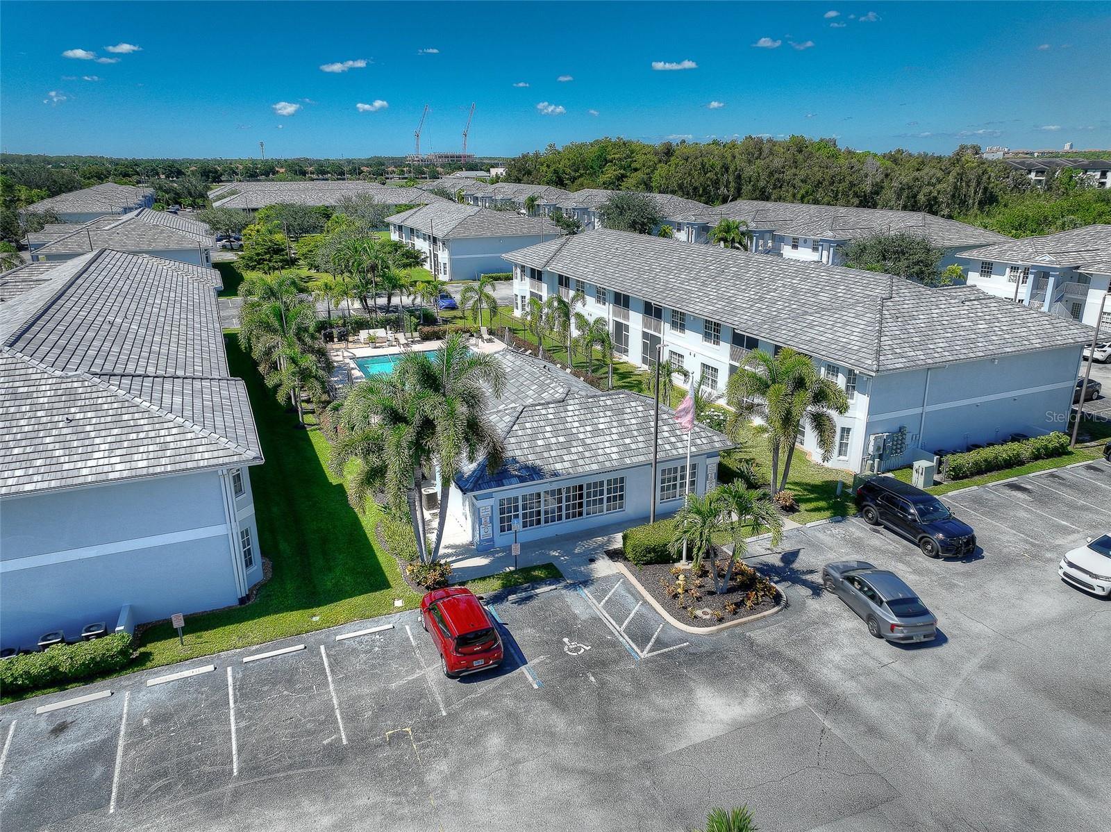 COVE/SIX MILE CYPRESS CONDO - Residential