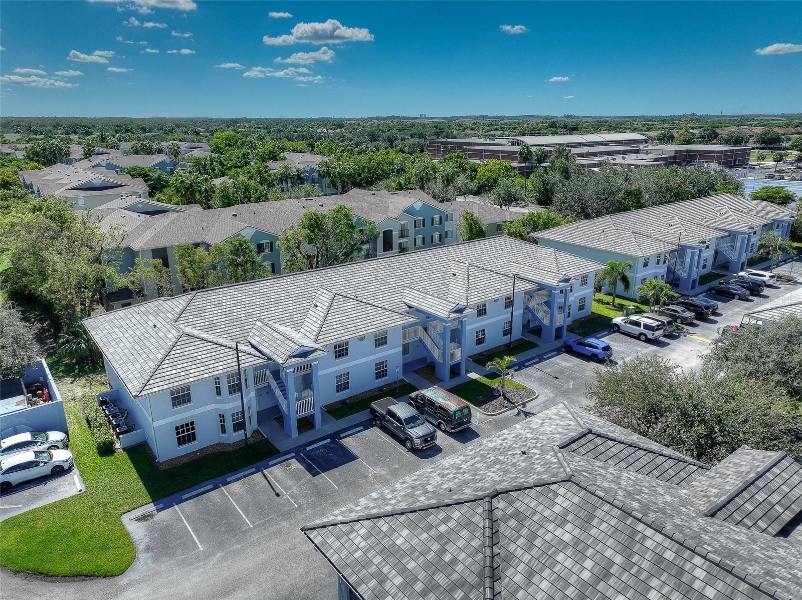 COVE/SIX MILE CYPRESS CONDO - Residential