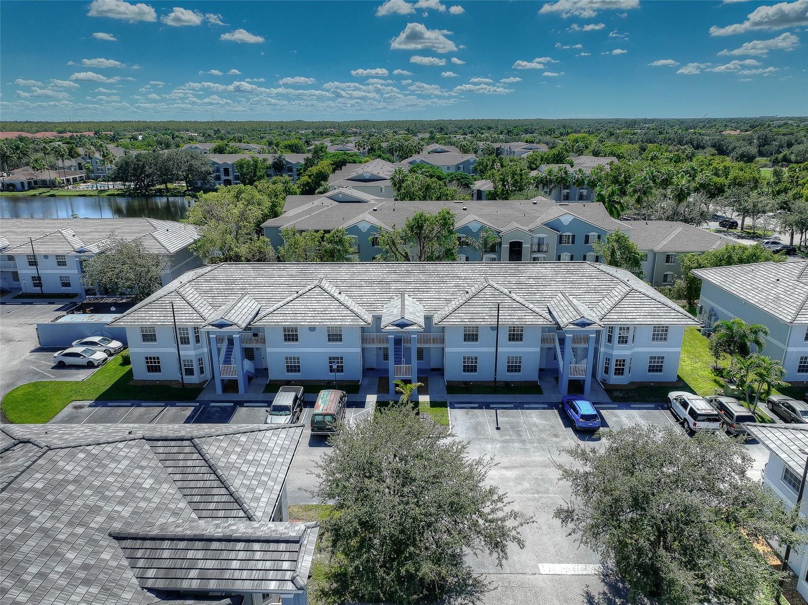 COVE/SIX MILE CYPRESS CONDO - Residential