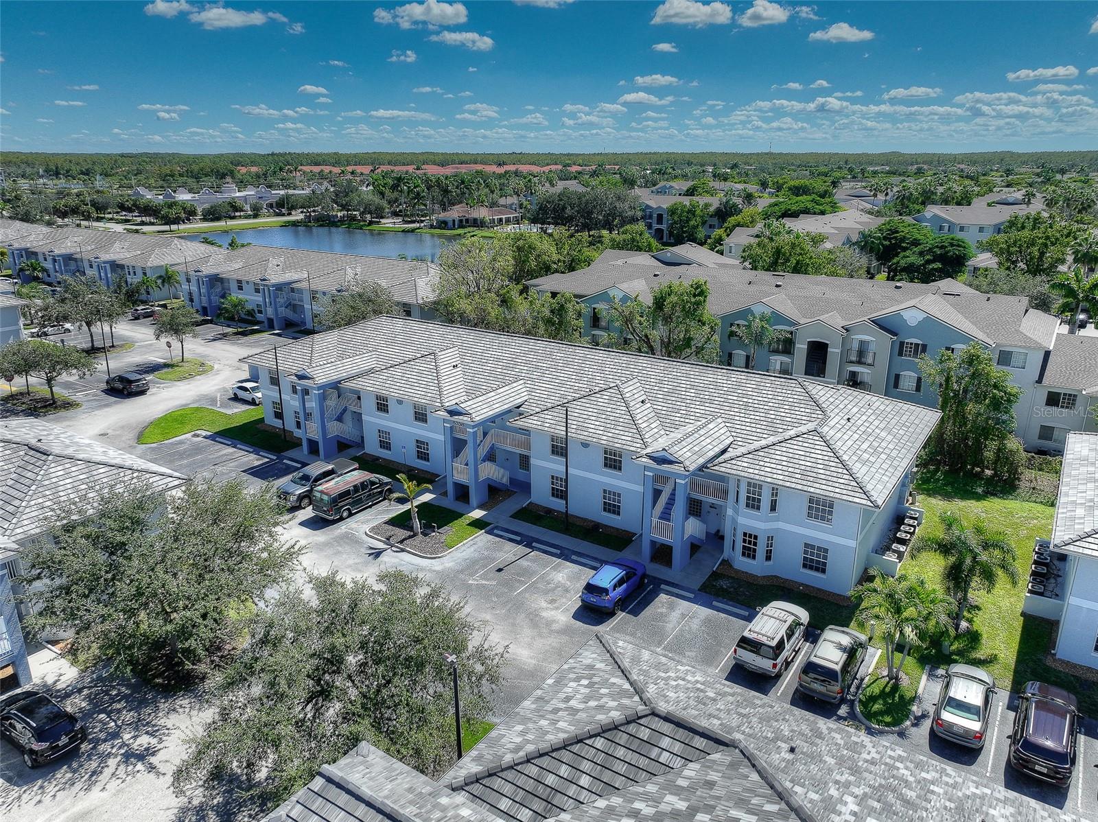 COVE/SIX MILE CYPRESS CONDO - Residential