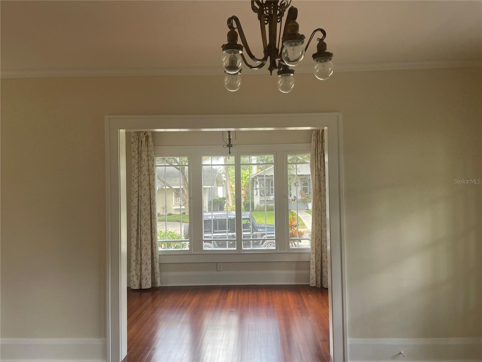 CURLIN PLACE - Residential