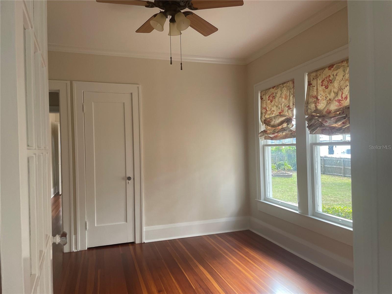 CURLIN PLACE - Residential