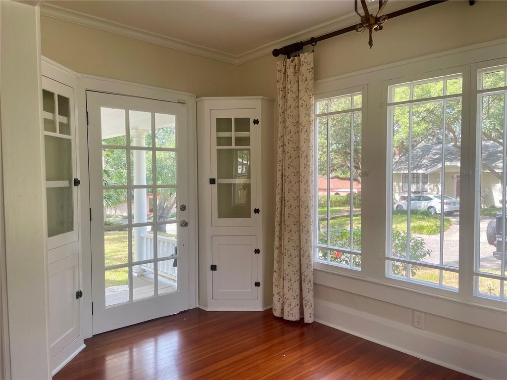 Photo of 222 W Thomas Street, Tampa, FL 33604 (MLS # TB8441363)