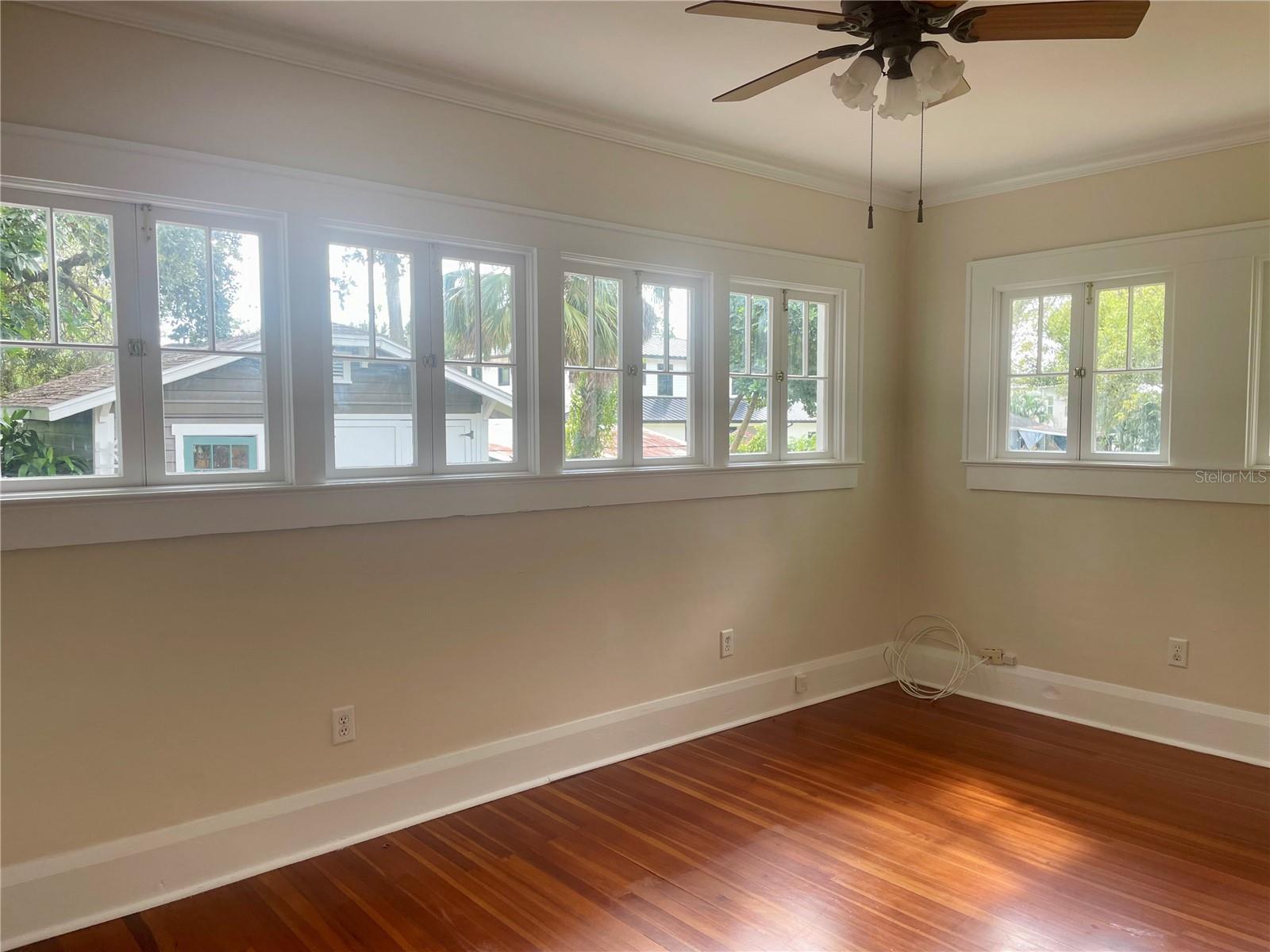 CURLIN PLACE - Residential