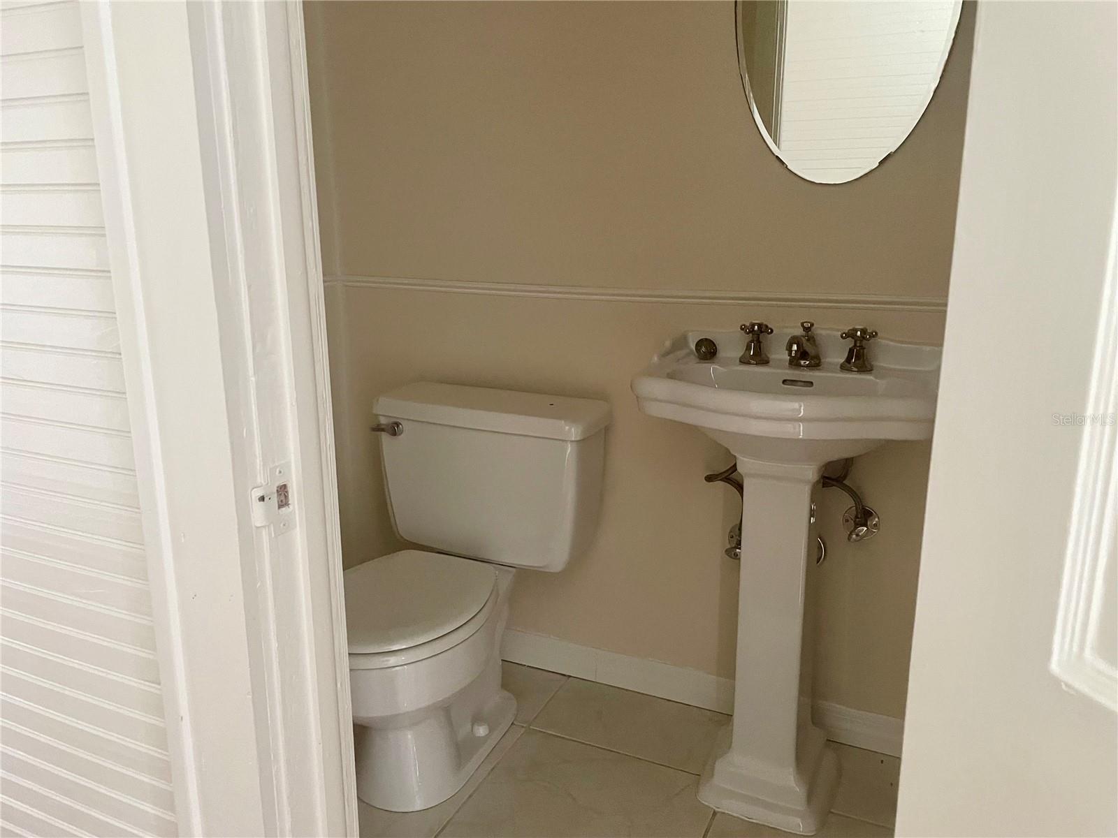 CURLIN PLACE - Residential