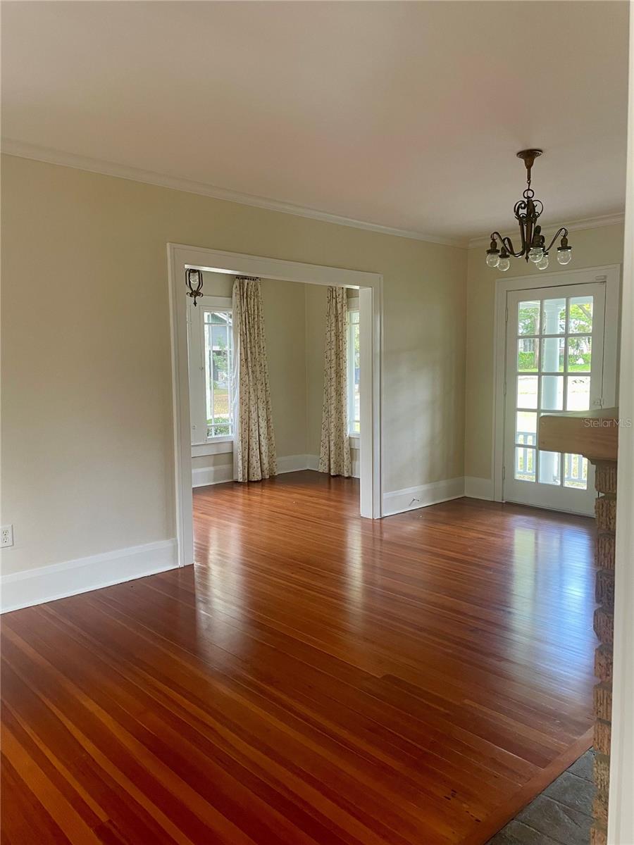 CURLIN PLACE - Residential