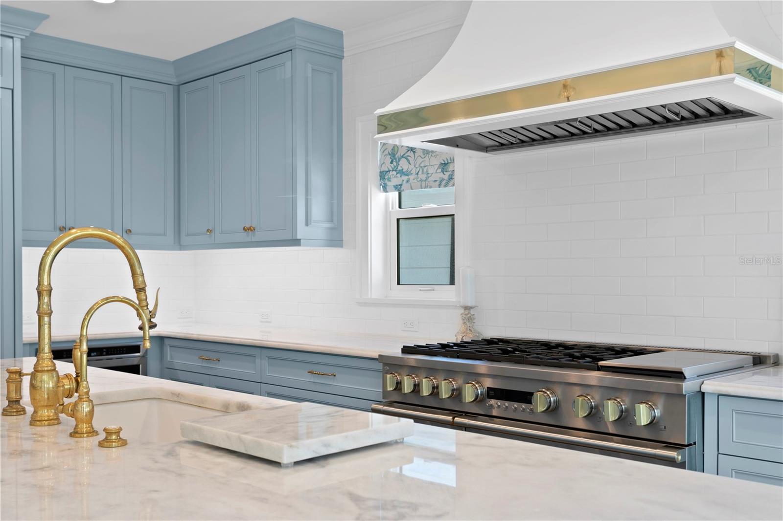 NORTH NEW SUBURB BEAUTIFUL - Residential