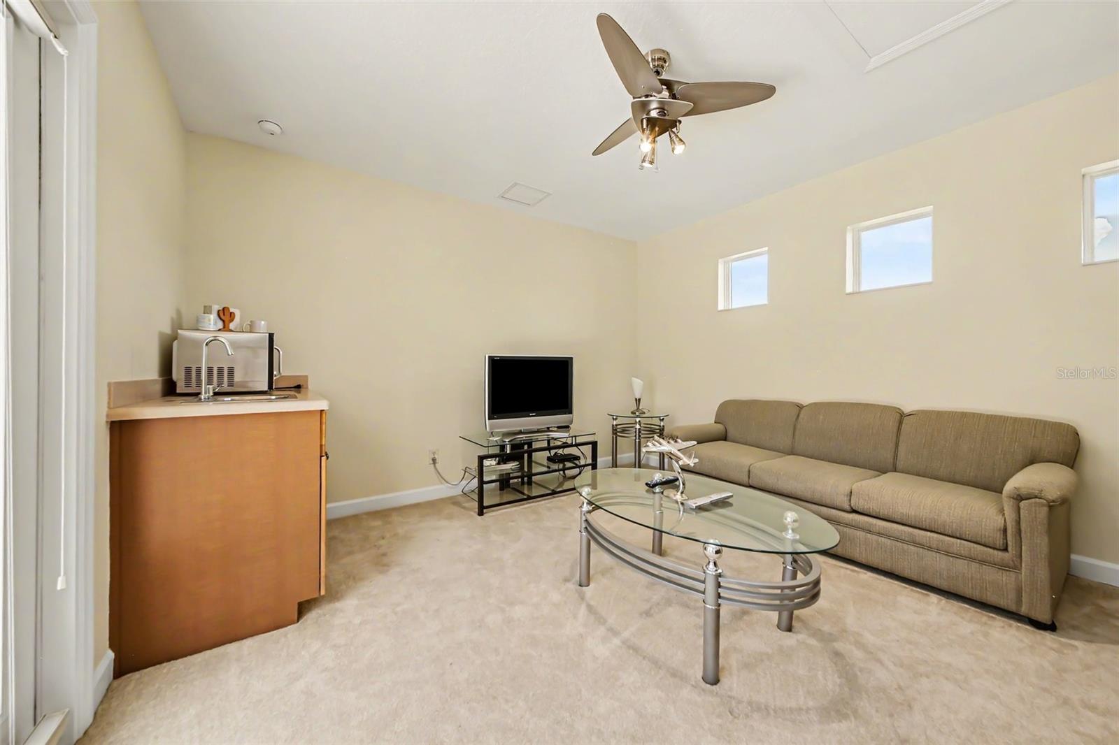 ROYAL HARBOR PH 05 - Residential