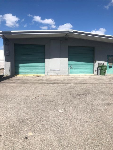 Photo of 2135 12 Street, Sarasota, FL 34237 (MLS # A4691057)