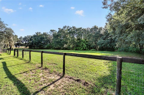 Tiny photo for 6051 SE 148th Terrace, Morriston, FL 32668 (MLS # OM731482)