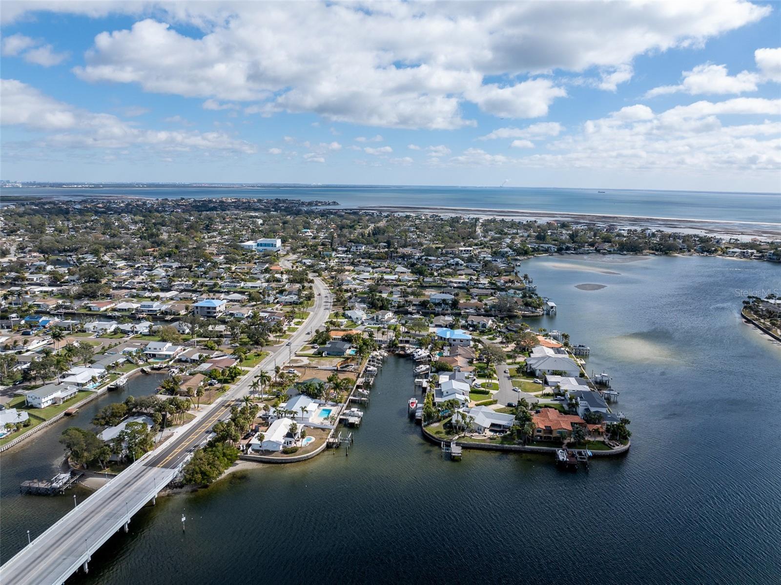 PATRICIAN POINT - Land