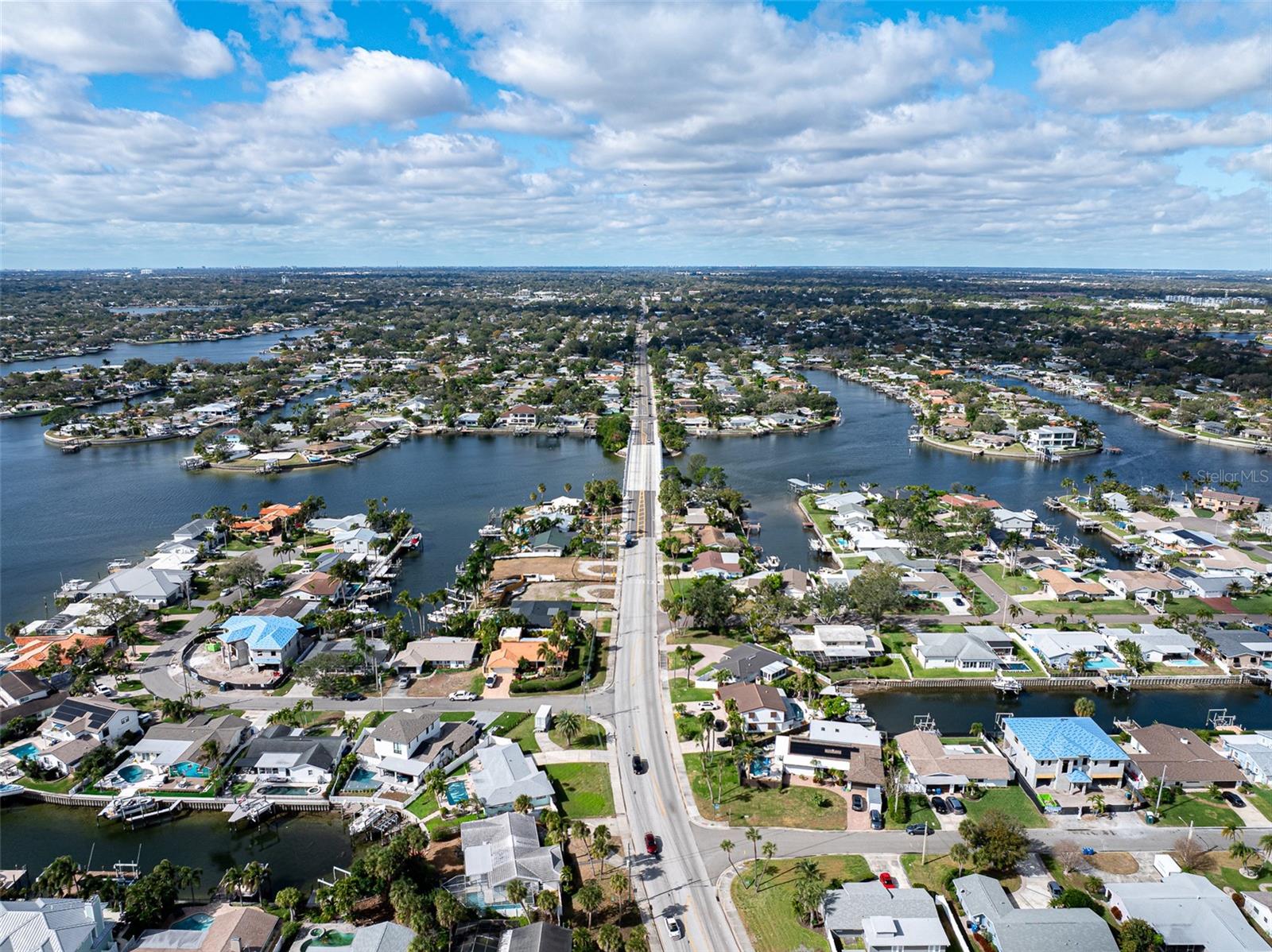 PATRICIAN POINT - Land