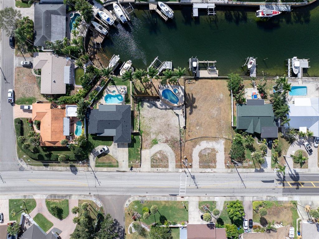 Photo of 1336 40th Avenue NE, St Petersburg, FL 33703 (MLS # TB8471956)