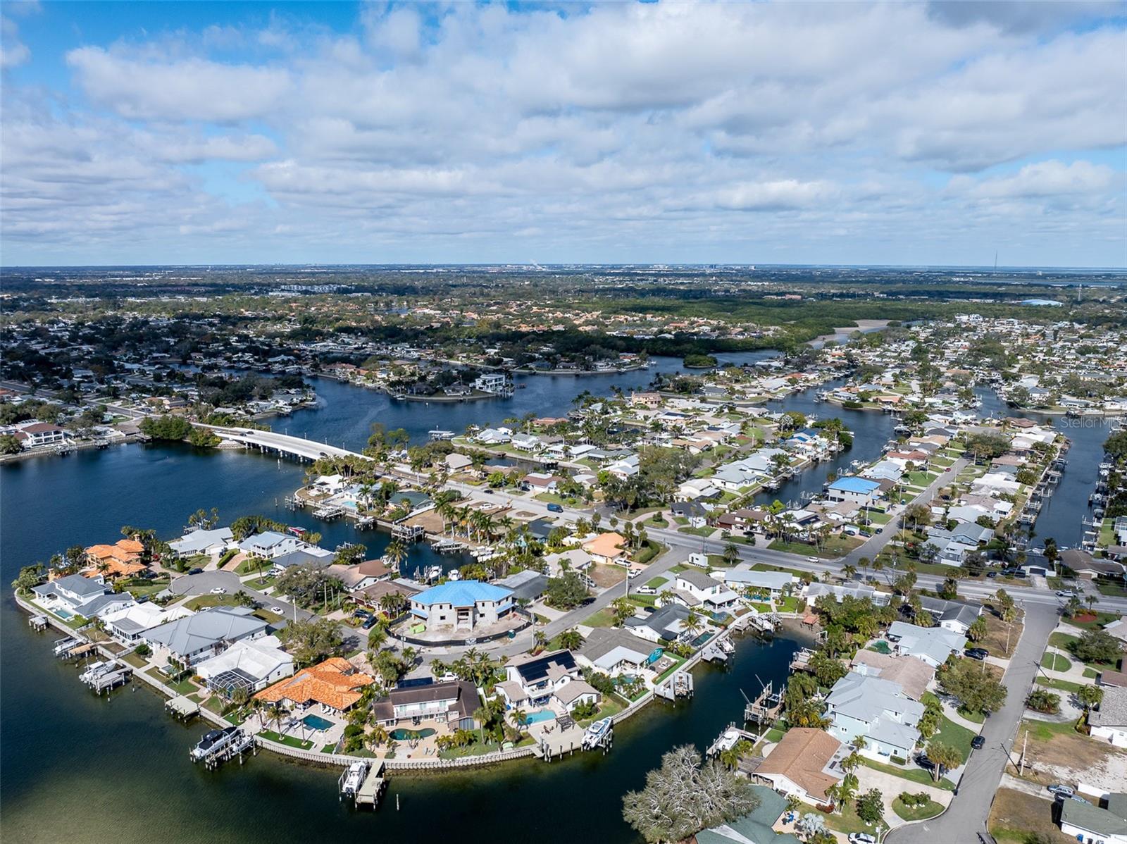 PATRICIAN POINT - Land