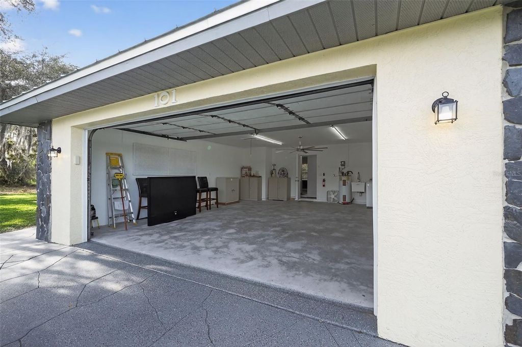 Photo of 101 Jamison Avenue, Lake Placid, FL 33852 (MLS # O6357391)