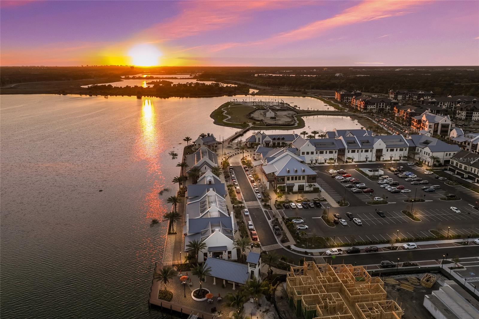 AVANTI/WATERSIDE - Residential