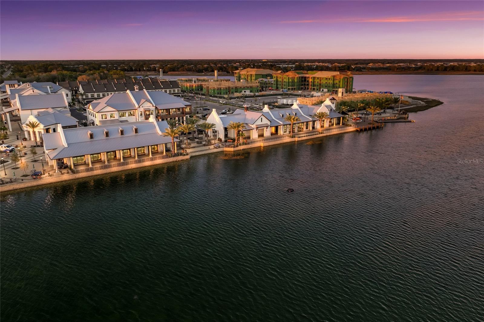 AVANTI/WATERSIDE - Residential