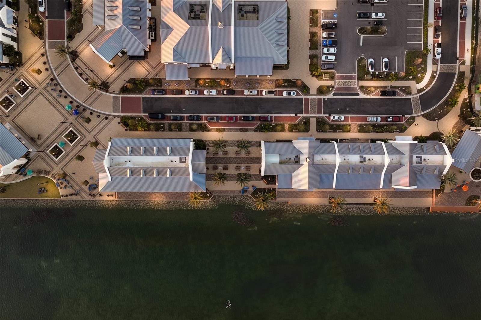 AVANTI/WATERSIDE - Residential