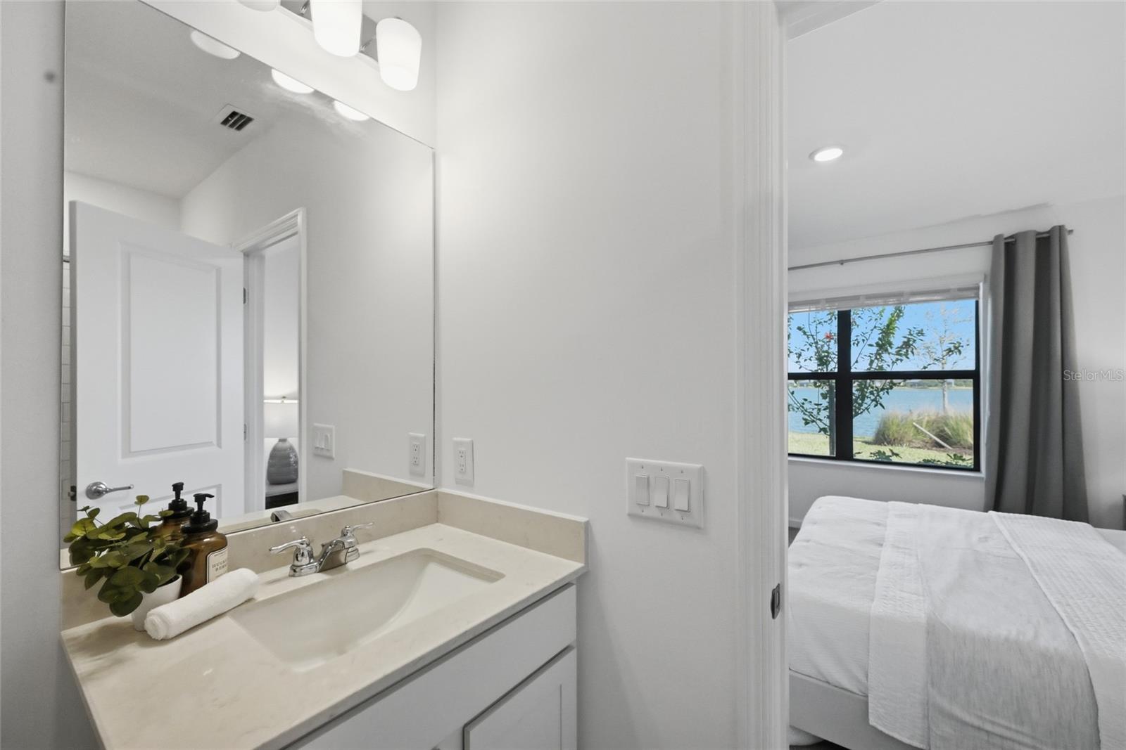 AVANTI/WATERSIDE - Residential