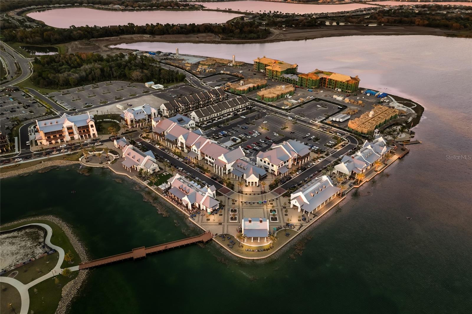 AVANTI/WATERSIDE - Residential