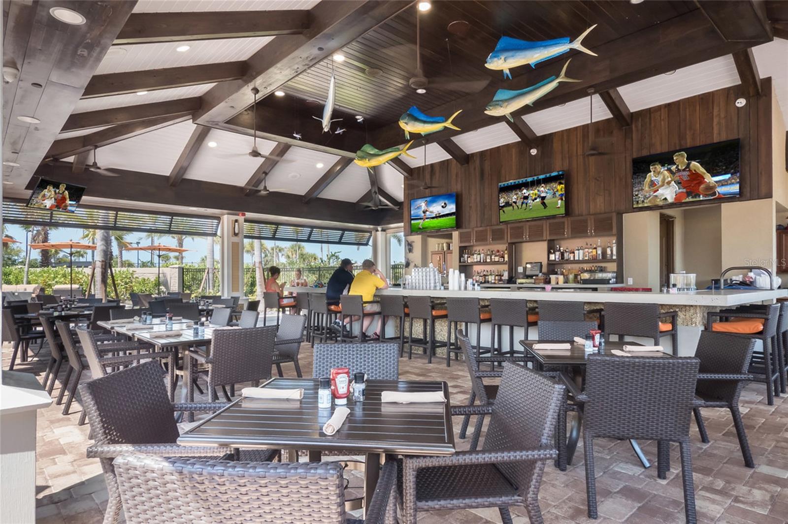 AVANTI/WATERSIDE - Residential