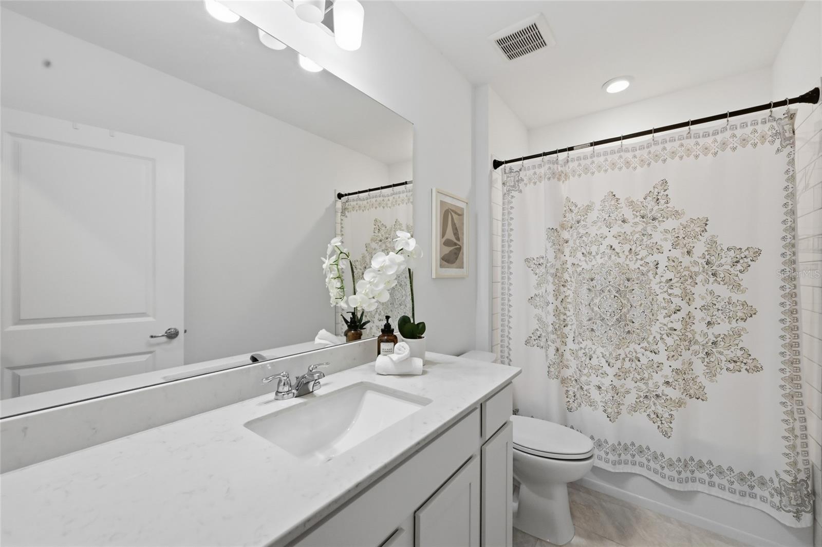 AVANTI/WATERSIDE - Residential