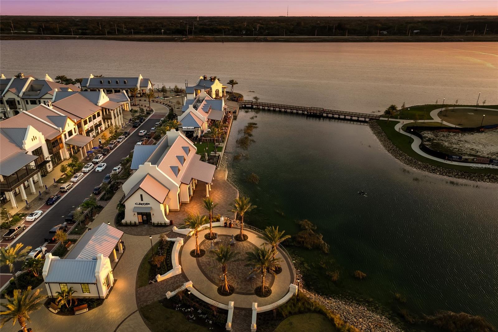 AVANTI/WATERSIDE - Residential