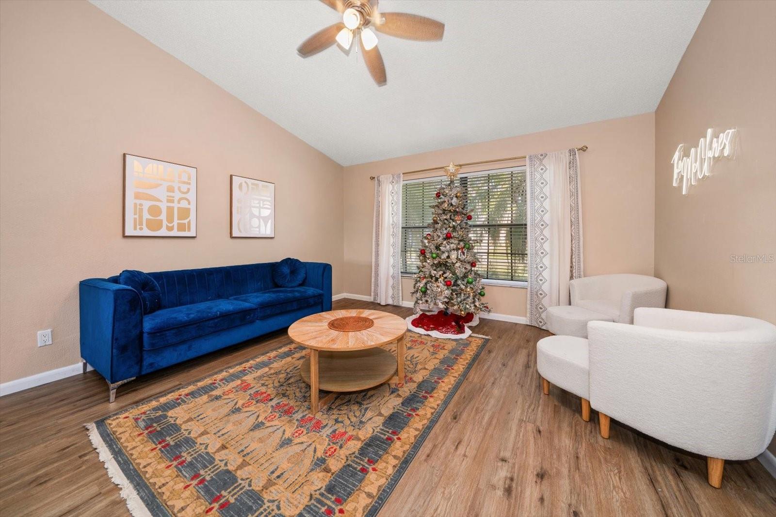 TRAILS OF COUNTRYSIDE - Residential