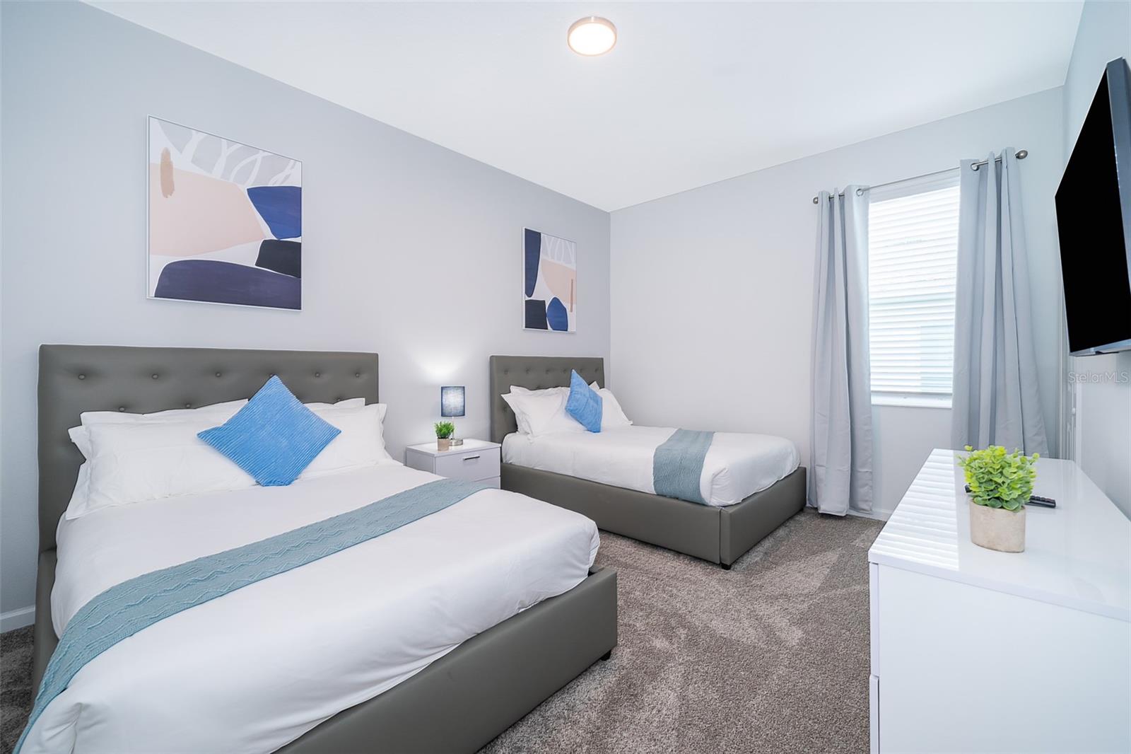 CHAMPIONSGATE CONDO 4 PH 31 & 32 - Residential Lease