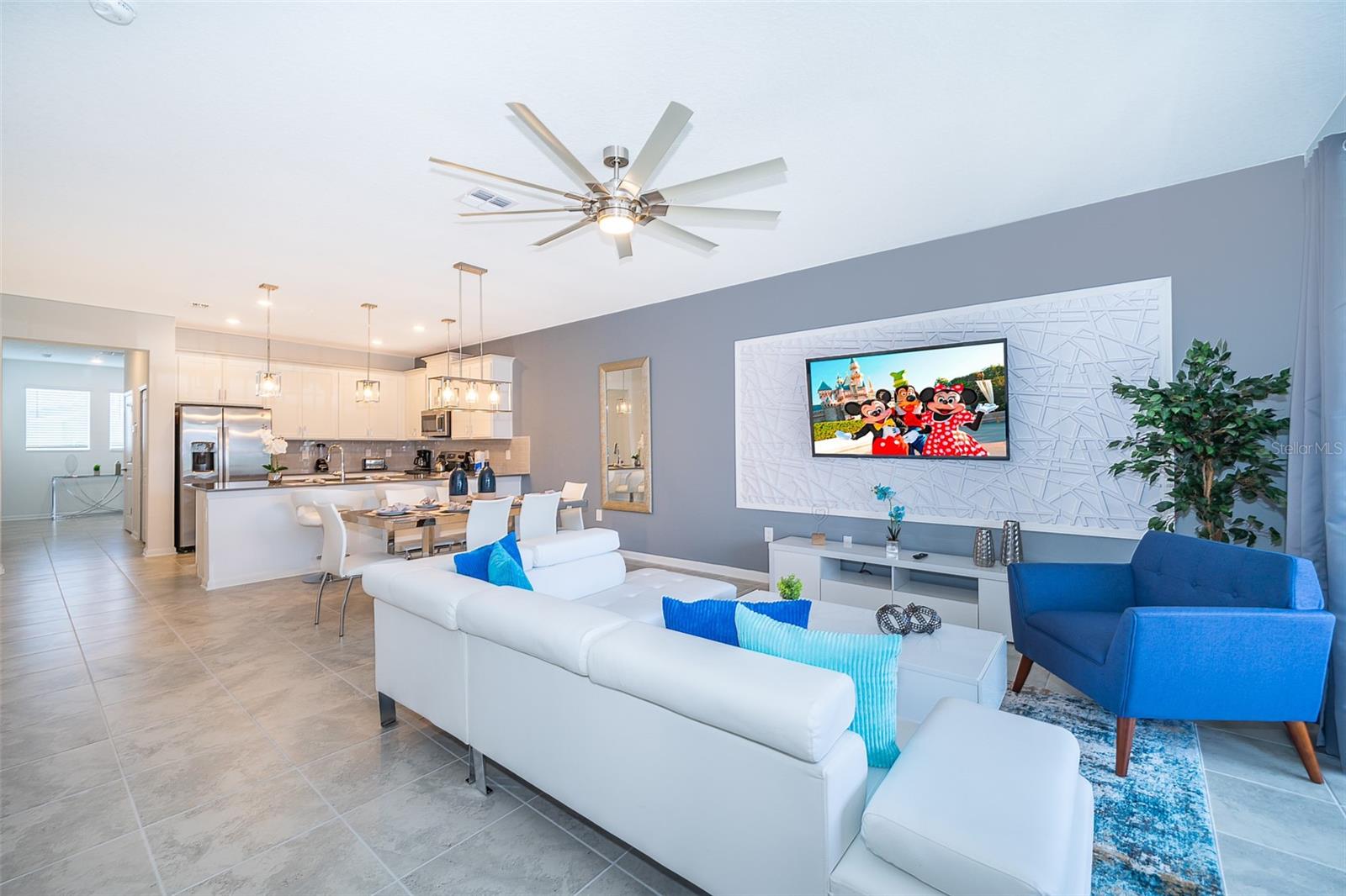 CHAMPIONSGATE CONDO 4 PH 31 & 32 - Residential Lease