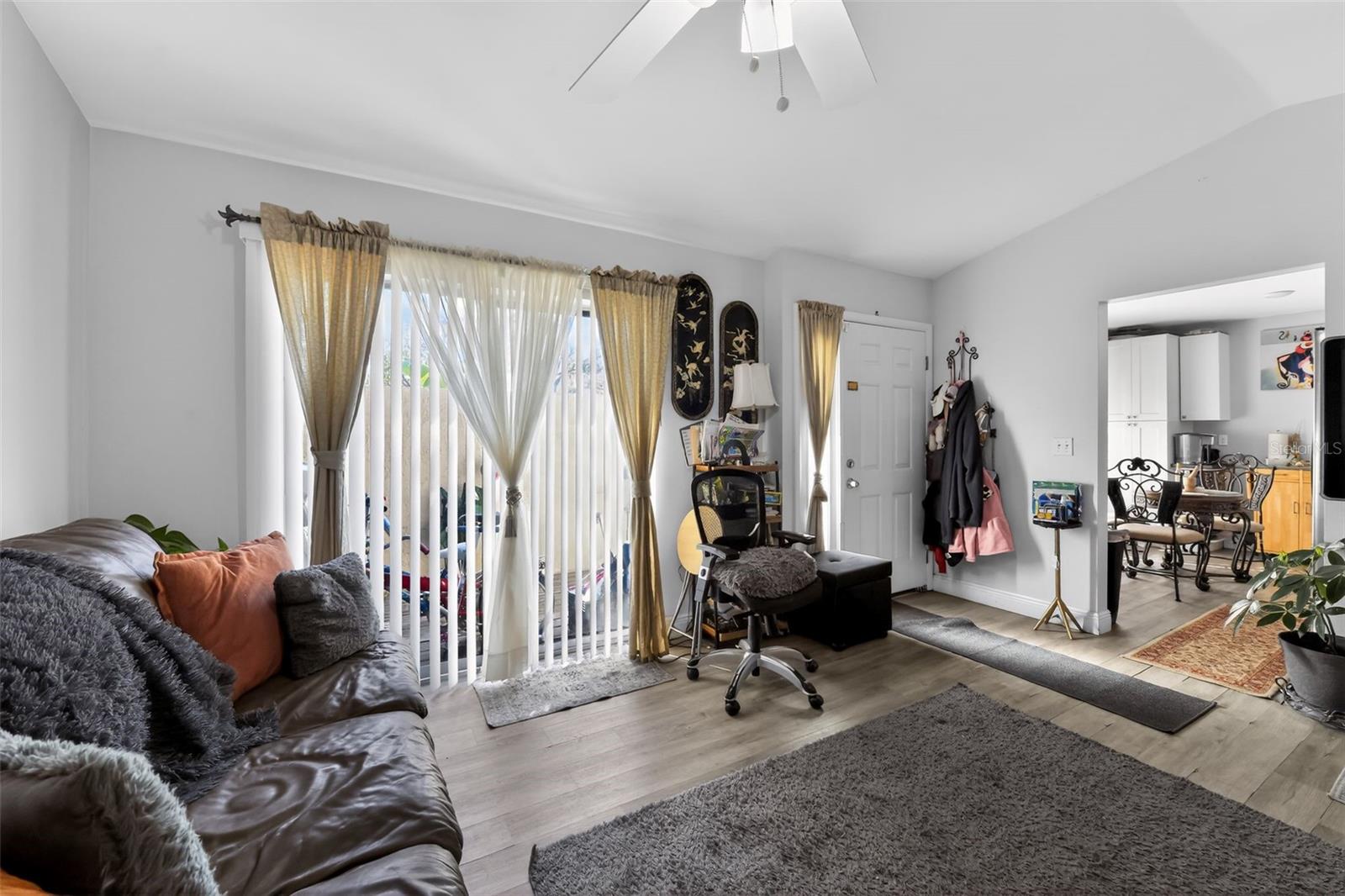 PALM COVE VILLAS PH 1&2 - Residential