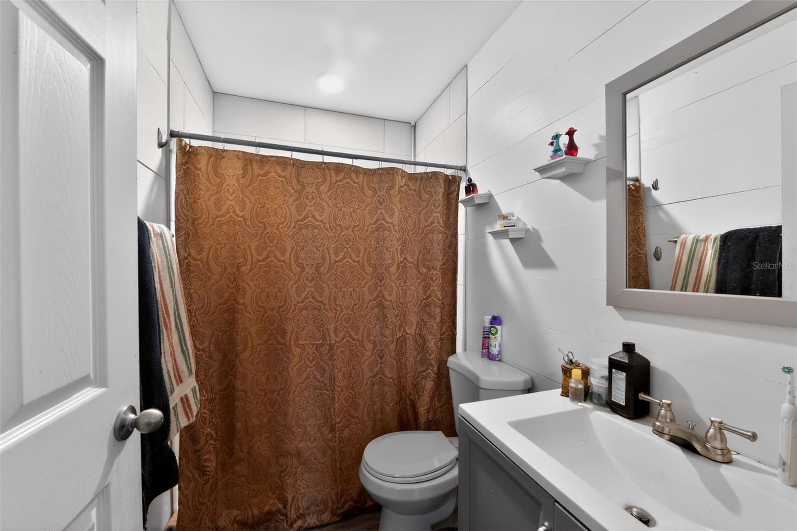 PALM COVE VILLAS PH 1&2 - Residential