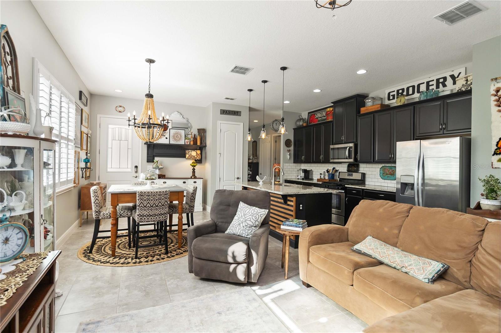 NORTHWEST LAKESIDE GROVES PH 1 - Residential