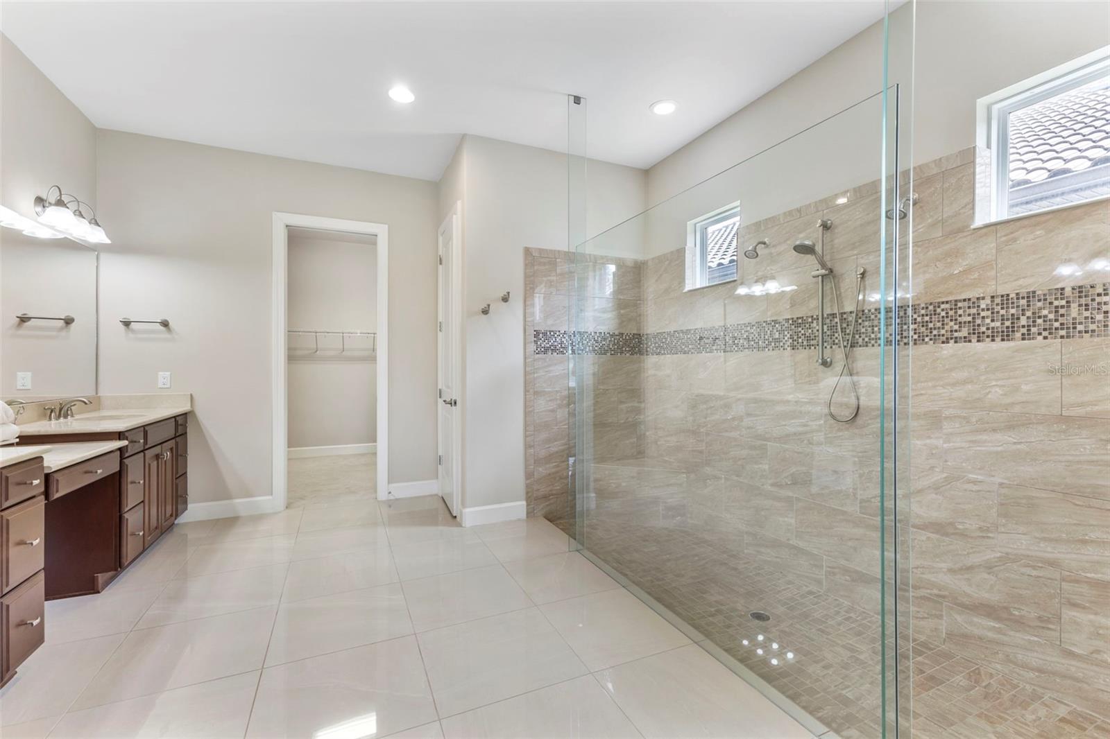 ESPLANADE PH V SUBPHASE G - Residential