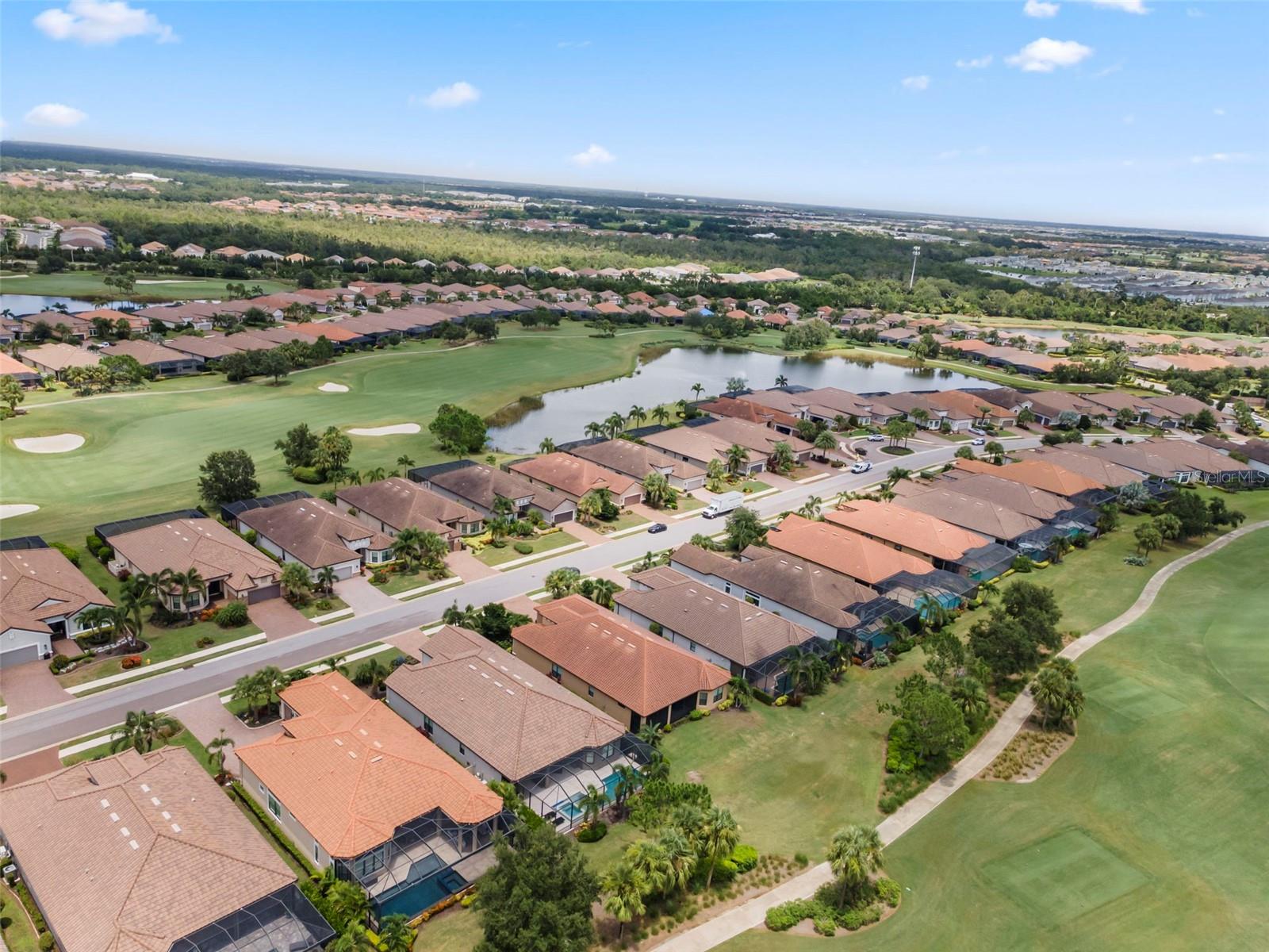 ESPLANADE PH V SUBPHASE G - Residential