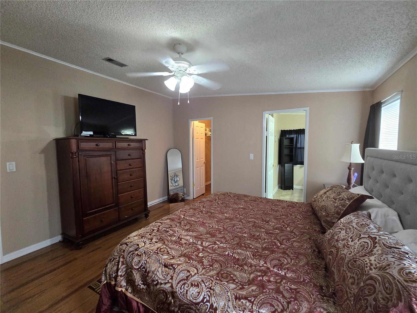 SWEETWATER GOLF & TENNIS CLUB - Residential